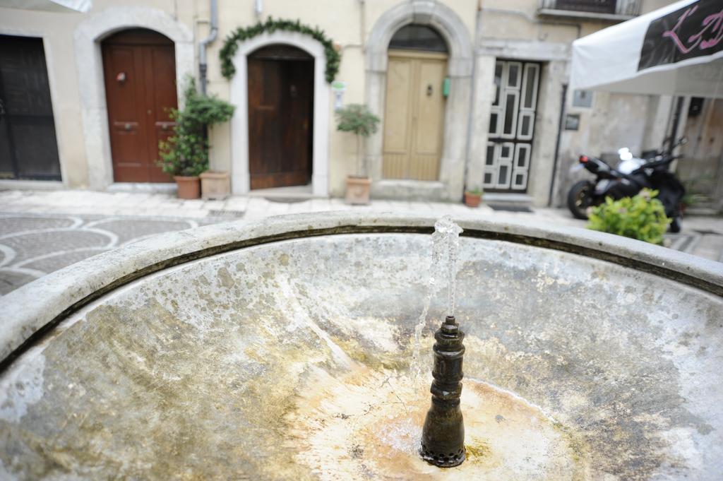 La Piazzetta B&B - Mini Appartamento Con Ingresso Indipendente Isernia Buitenkant foto