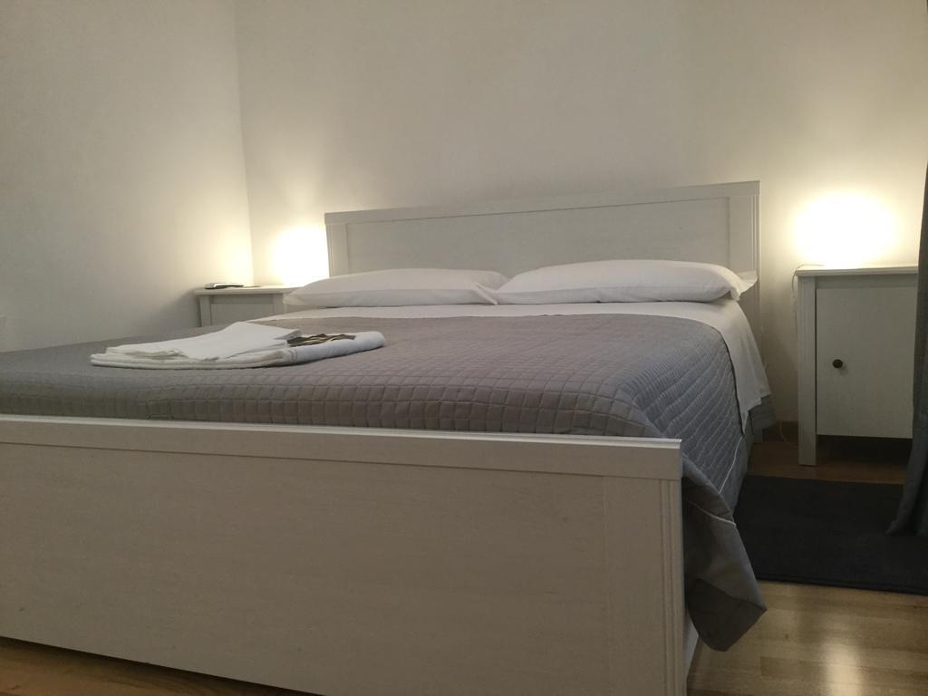 La Piazzetta B&B - Mini Appartamento Con Ingresso Indipendente Isernia Buitenkant foto