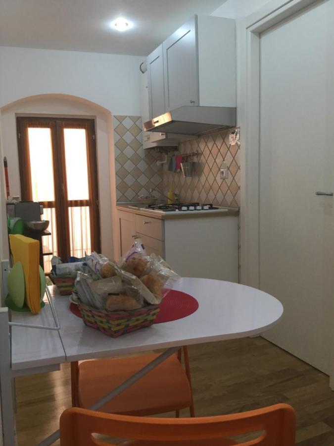 La Piazzetta B&B - Mini Appartamento Con Ingresso Indipendente Isernia Buitenkant foto